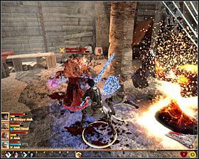 Także i w trakcie tej bitwy warto rozpocząć od zlikwidowania zbiegłego apostaty #1 - Łowca nagród | Questy poboczne - Akt 2 | Solucja Dragon Age II - Dragon Age II - poradnik do gry