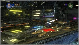 Podleć do dwóch odrzutowych silników, wleć między nie i kiedy nad statkiem pojawi się biała strzałka wciśnij U - Generał Grievous (3) | Tryb fabularny | LEGO Star Wars III The Clone Wars - LEGO Star Wars III: The Clone Wars - poradnik do gry