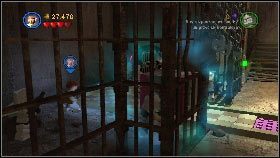 Następnie użyj miecza świetlnego, aby stworzyć wyrwę w ścianie z prawej [1], a potem skorzystaj z mocy, żeby przepchnąć sporych gabarytów klocek [2] - Asajj Ventress (5) | Tryb fabularny | LEGO Star Wars III The Clone Wars - LEGO Star Wars III: The Clone Wars - poradnik do gry