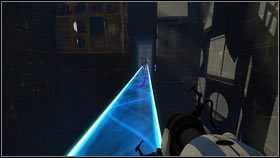 Przechodząc między portalami drużyna wyląduje w miejscu z białą kratką [1] - Rozdział 3 - Świetlna bariera (2) | Tryb współpracy Portal 2 - Portal 2 - poradnik do gry