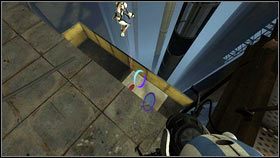 Po wylądowaniu niech niebieski robot postawi portal na niższym panelu, a pomarańczowy na wyższym [1] - Rozdział 2 - Masa i prędkość (3) | Tryb współpracy Portal 2 - Portal 2 - poradnik do gry