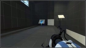 Na początku niech pomarańczowy robot przejdzie przez barierę [1] i stworzy dwa portale na wychylonych panelach po prawej [2] - Rozdział 2 - Masa i prędkość (2) | Tryb współpracy Portal 2 - Portal 2 - poradnik do gry