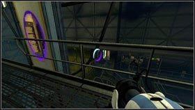 Po rozpoczęciu etapu idź przed siebie metalowym chodnikiem, aż zobaczysz pierwszą białą ścianę po prawej - Rozdział 1 - Tworzenie zespołu (3) | Tryb współpracy Portal 2 - Portal 2 - poradnik do gry