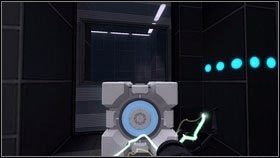 Gdy będzie go trzymał, niech poda pudło przez dziurę w ścianie niebieskiemu [1] - Rozdział 1 - Tworzenie zespołu (1) | Tryb współpracy Portal 2 - Portal 2 - poradnik do gry