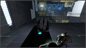 Gdy skrzynka będzie stała obok ciebie, wystrzel promień na białą płaszczyznę obok błękitnego punktu [1] - Rozdział 8 - Swędzenie (2) | Opis przejścia Portal 2 - Portal 2 - poradnik do gry