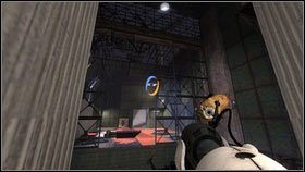 W lewej odnodze korytarza zobaczysz białą ścianę [1] - Rozdział 7 - Ponowne spotkanie (1) | Opis przejścia Portal 2 - Portal 2 - poradnik do gry