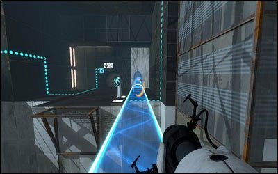 Niebieski postaw po drugiej stronie przepaści i przejdź po nim do czerwonego przycisku - Rozdział 3 - Powrót (2) | Opis przejścia Portal 2 - Portal 2 - poradnik do gry