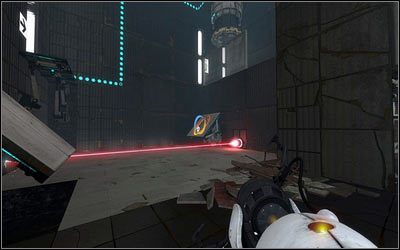 Z lewej strony powinieneś zauważyć laser oraz dwa białe panele - Rozdział 3 - Powrót (1) | Opis przejścia Portal 2 - Portal 2 - poradnik do gry