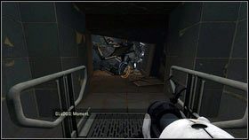 Po opuszczeniu windy idź cały czas prosto [1] - Rozdział 2 - Zimny start (2) | Opis przejścia Portal 2 - Portal 2 - poradnik do gry