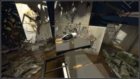 Idąc dalej prosto, dotrzesz do komnaty z małymi schodkami [1] - Rozdział 1 - Komunikat (2) | Opis przejścia Portal 2 - Portal 2 - poradnik do gry