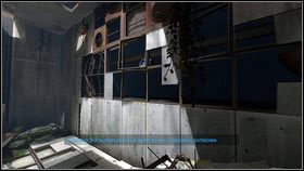 Po dotarciu na miejsce, wejdź po schodach na górę i idź cały czas prosto [1] - Rozdział 1 - Komunikat (2) | Opis przejścia Portal 2 - Portal 2 - poradnik do gry