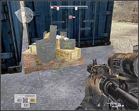 Do zabudowań najlepiej jest zbliżyć się od strony lewego stanowiska maszynowego (tego wysuniętego bardziej na północny-zachód) #1, gdyż zlokalizowane za nim kontenery stanowią świetną zasłonę - Misja 10 - End of the Beginning (1) - Opis przejścia gry - Operation Flashpoint: Red River - poradnik do gry