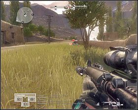 Początkowo warto przemieszczać się w pobliżu jadącego konwoju - Misja 3 - The Human Terrain (2) - Opis przejścia gry - Operation Flashpoint: Red River - poradnik do gry