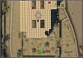 Na wprost wejścia znajdziesz kilka fragmentów rurociągu - Fluid Dynamics | Opis przejścia SOCOM Polskie Siły Specjalne - SOCOM: Polskie Siły Specjalne - poradnik do gry