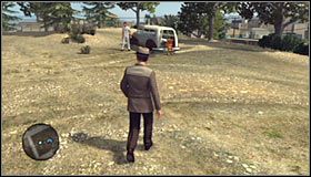 Zanim opuścisz to miejsce wykorzystaj wolną chwilę by zajrzeć do wnętrza rozbitego pojazdu, wysłuchując krótkiego komentarza #1 - Case 7 - A Fallen Idol (1) | Główne śledztwa w LA Noire - L.A. Noire - poradnik do gry