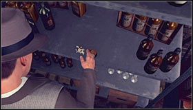 Zbadaj teraz szafkę zlokalizowaną w jednym z narożników pomieszczenia #1 - Case 7 - A Fallen Idol (2) | Główne śledztwa w LA Noire - L.A. Noire - poradnik do gry