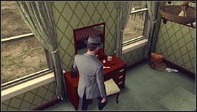 Dokonaj przybliżenia obrazu na podeszwie wybranego przez siebie buta, dzięki czemu dowiesz się, że jego rozmiar pasuje do wielkości butów mordercy #1 - Case 9 - The Golden Butterfly (1) | Główne śledztwa w LA Noire - L.A. Noire - poradnik do gry