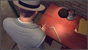 Podejdź teraz do lewego biurka #1 - Case 10 - The Silk Stocking Murder (3) | Główne śledztwa w LA Noire - L.A. Noire - poradnik do gry