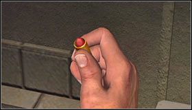 Odłóż dowód osobisty i wyjmij z torebki dolny przedmiot, którym będzie z kolei szminka #1 - Case 11 - The White Shoe Slaying (1) | Główne śledztwa w LA Noire - L.A. Noire - poradnik do gry