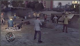 Akcja przeniesie się w okolice wejścia do obozowiska, gdzie zostaniecie okrążeni przez przebywające tu osoby #1 - Case 11 - The White Shoe Slaying (3) | Główne śledztwa w LA Noire - L.A. Noire - poradnik do gry