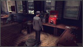 Zacznij od obejrzenia telefonów rozłożonych na jednym ze stołów #1, wysłuchując komentarza na temat działalności Ottieego - Case 14 - The Black Caesar (3) | Główne śledztwa w LA Noire - L.A. Noire - poradnik do gry