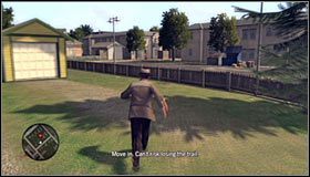 Tradycyjnie już zaczekaj aż Candy oddali się i ruszaj prosto, chowając się w razie potrzeby za jednym z zaparkowanych w okolicy pojazdów #1 - Case 15 - The Set Up (2) | Główne śledztwa w LA Noire - L.A. Noire - poradnik do gry