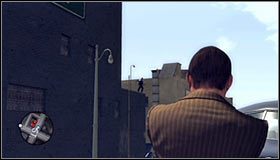 Postaraj się podbiec do jednego z dalej zaparkowanych radiowozów, o bok którego powinien się opierać ranny policjant #1 - Death from Above | Przestępstwa w LA Noire - L.A. Noire - poradnik do gry