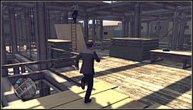 Po obejrzeniu nowej cut-scenki i przeskoczeniu przez płot pobiegnij prosto, a konkretnie w stronę drabiny #1 - Pawnshop Holdup; Boxing Clever | Przestępstwa w LA Noire - L.A. Noire - poradnik do gry