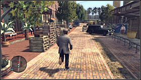 Pobiegnij szerokim łukiem, a to dlatego, że po prawej stronie pojawi się wkrótce pick-up i nie chciałbyś zostać przez niego zatrzymany #1 - Vengeful Ex; Running Battle | Przestępstwa w LA Noire - L.A. Noire - poradnik do gry