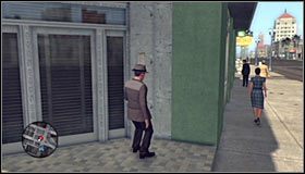 Skorzystaj z przejścia dla pieszych #1 i zadbaj jednocześnie o to żeby autobus nie zajechał Ci drogi - Against the Odds | Przestępstwa w LA Noire - L.A. Noire - poradnik do gry