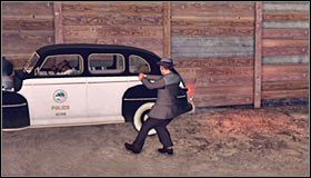 Warto tu zwolnić, gdyż można utracić kontrolę nad autem na niewybojach - The Badger Game | Przestępstwa w LA Noire - L.A. Noire - poradnik do gry