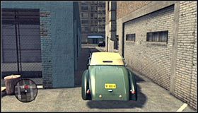 Teraz zmuszony zostaniesz do przecięcia jednej z głównych ulic i wjechania w bardzo wąską alejkę #1 - Paper Sack Holdup | Przestępstwa w LA Noire - L.A. Noire - poradnik do gry