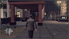 Po dotarciu do jednej z bocznych uliczek skręć w prawo i następnie w lewo, docierając do nowych schodów #1 - Taśmy - Mapa 4 | Taśmy filmowe w LA Noire - L.A. Noire - poradnik do gry