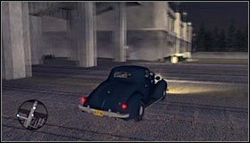 Podjedź do mostu od zachodniej strony, ale na niego nie wjeżdżaj, tylko wybierz ścieżkę, która pozwoli Ci znaleźć się pod nim #1 - Taśmy - Mapa 4 | Taśmy filmowe w LA Noire - L.A. Noire - poradnik do gry