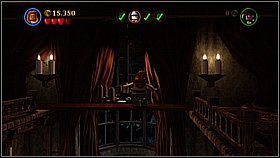 Atakujemy postać, która odgania się od papugi - Tortuga - opis przejścia | Klątwa Czarnej Perły | LEGO Piraci z Karaibów - LEGO Piraci z Karaibów - poradnik do gry