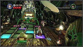 Przed nami ostatnia zagadka - musimy skakać na podświetlone platformy - Tajemnica Holendra - opis przejścia | Skrzynia umarlaka | LEGO Piraci z Karaibów - LEGO Piraci z Karaibów - poradnik do gry