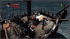 W skórze Jacka obracamy maszt po lewej, pchając w dwójkę dwa elementy - Kraken - opis przejścia | Skrzynia umarlaka | LEGO Piraci z Karaibów - LEGO Piraci z Karaibów - poradnik do gry