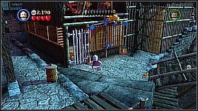 Butelka 3 - W pierwszej części poziomu skręcamy w lewo, mijając sprzedawcę ryb - Singapur - butelki | Na krańcu świata | LEGO Piraci z Karaibów - LEGO Piraci z Karaibów - poradnik do gry