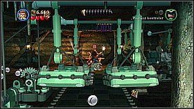 Przepychamy mechanizm po posadzce w kratkę - Wybór Norringtona - opis przejścia | Na krańcu świata | LEGO Piraci z Karaibów - LEGO Piraci z Karaibów - poradnik do gry