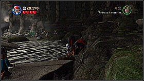 Butelka 8 - W odległym pomieszczeniu jaskini, do której prowadzi środkowy korytarz znajdziemy skrzynię z pomarańczowym drążkiem - Źródło wiecznej młodości - butelki | Na nieznanych wodach - LEGO Piraci z Karaibów - poradnik do gry