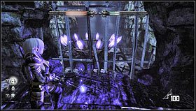 Pierwsza runa znajduje się zaraz za kamienna tablicą, emanuje z niej czerwona poświata - Rozdział 1- Miasto Dyfed (sekcje 1.3-1.6) | Opis przejścia Hunted Kuźnia Demona - Hunted: Kuźnia Demona - poradnik do gry