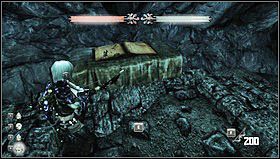 Dalszą drogę zastąpi nam kamienna głowa [1], przepuści nas dalej, jeżeli posiadamy trzy kule (niebieska, czerwona i żółtą) zebrane w kryptach trzech braci - Rozdział 6- Kala Moor | Opis przejścia Hunted Kuźnia Demona - Hunted: Kuźnia Demona - poradnik do gry