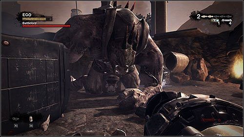 Musisz szybko do niego podbiec i wykonywać polecenia, które zobaczysz na ekranie - 6. Vegas In Ruin | Kampania w Duke Nukem Forever - Duke Nukem Forever - poradnik do gry