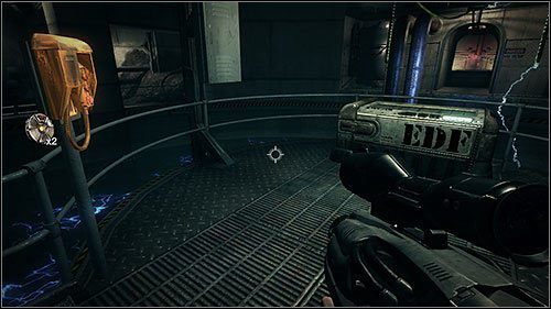 Unikając łuków elektrycznych dostań się do przełącznika, wyłącz napięcie i wróć na środek pomostu - 21.2. The Clarifier (2) | Kampania w Duke Nukem Forever - Duke Nukem Forever - poradnik do gry