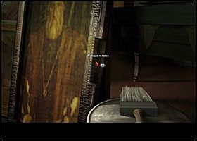 Zwróć uwagę na fragment ramy obrazu po prawej stronie - Rozliczenia z ekipą budowlaną | Rozdział 3 | Black Mirror III - Black Mirror III - poradnik do gry