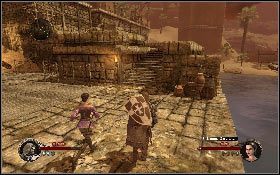 Wejdź na górę po schodach, skręć w prawo i obejdź stragan na targowisku, dzięki czemu znajdziesz skrzynię #21 [1] - Misja 4 - Akka | Opis przejścia The First Templar - The First Templar - poradnik do gry