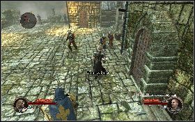 Ponieważ lewa strona fortu jest bardzo dobrze chroniona, udaj się na prawą flankę, poczekaj aż łucznik zacznie cofać się na posterunek [1], po czym zabij go po cichu - Misja 12 - Bagna (1) | Opis przejścia The First Templar - The First Templar - poradnik do gry