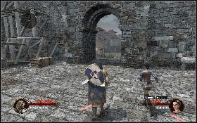 Następnie wbiegnij na kolejny plac, wejdź na schody z prawej [1] i po zabiciu kusznika na szczycie przestaw dźwignię, dzięki czemu otworzysz przejście do następnej lokacji [2] - Misja 18 - Dziedziniec zamkowy (1) | Opis przejścia The First Templar - The First Templar - poradnik do gry