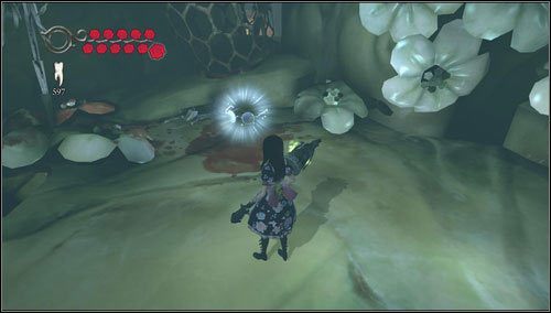 6 - Scorched Earth - na planszy wypełnionej piaskiem po przejściu po niewidzialnej ścieżce wchodzimy d jaskini po prawej - Rozdział 3 - Oriental Grove (01-09) | Memories - wspomnienia - Alice: Madness Returns - poradnik do gry