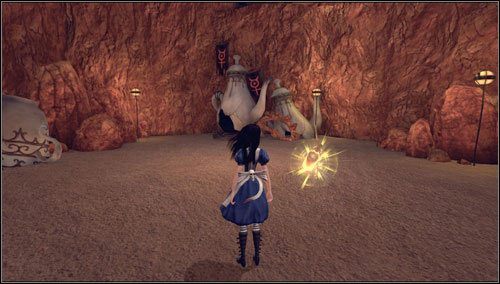 6 - The Crockery - tuż przed niewidzialną ścieżką, przechodzimy przez mysią dziurkę po prawej - Rozdział 1 - Hatters Domain (01-10) | Bottles - butelki | Alice Madness Returns - Alice: Madness Returns - poradnik do gry